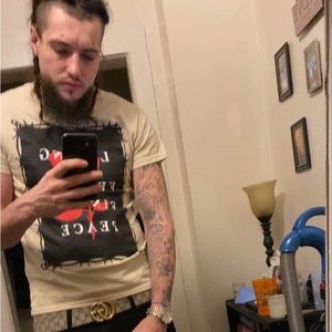 Meet your Posher, Wayne